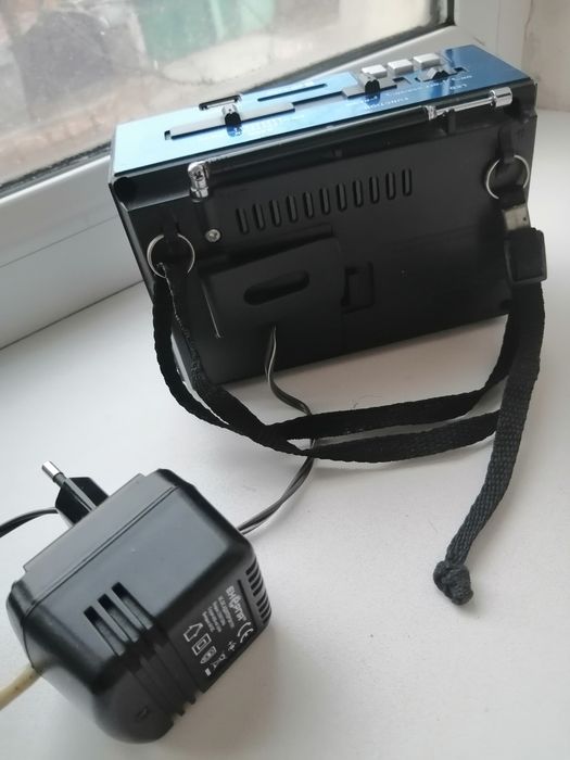 Радіоприймач Golon RX-9009 Blue з адаптером Енергія 6v 600mA