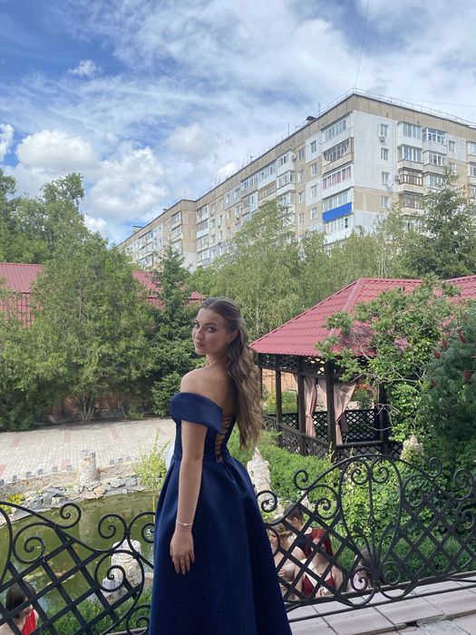 Продам випускну сукню, торг присутній