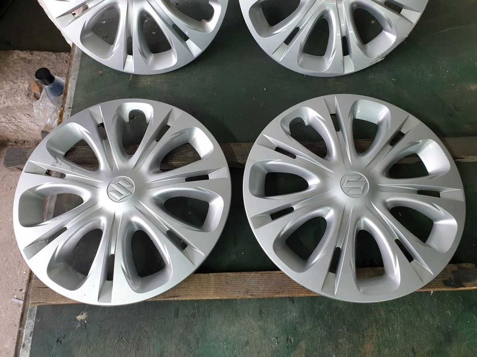 Kołpaki oryginalne Suzuki R16