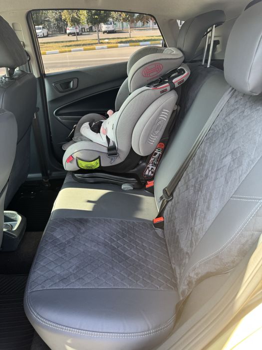 Ford Fiesta 2012 1.4 бензин автомат