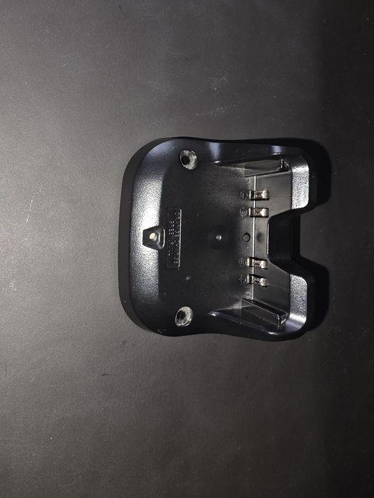 Icom BC-202 зарядний стакан