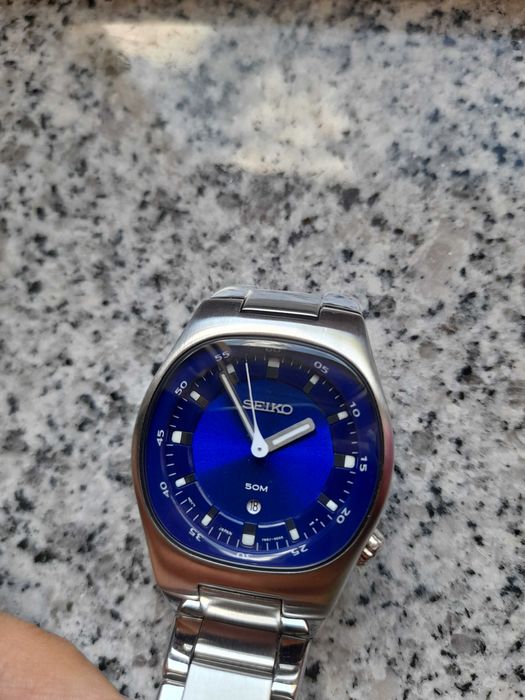 Relógio Seiko Quartz Azul (Vintage/Retro) – 50M Aço Inoxidável