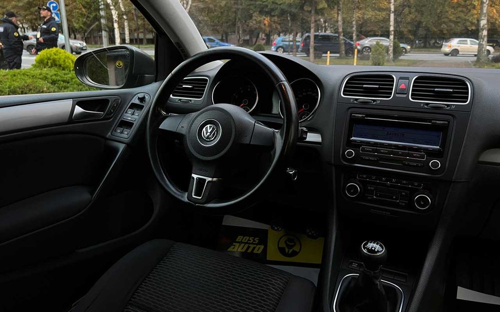 Volkswagen Golf 2011