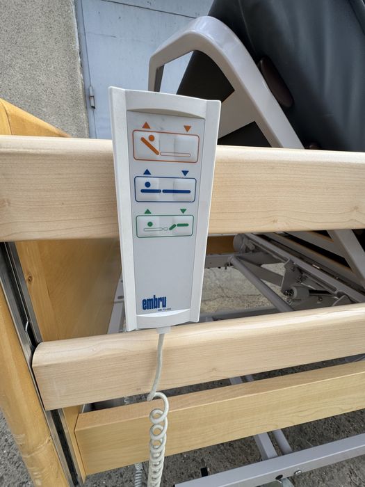 Ліжко медичне електричне