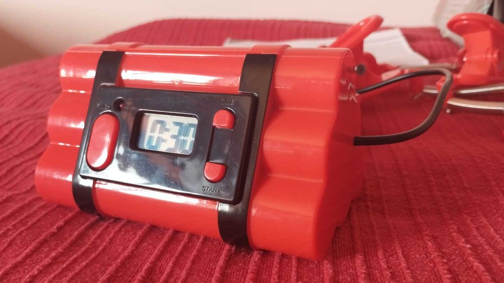 Jogo de Ação "Chrono Bomb!" c/pilha