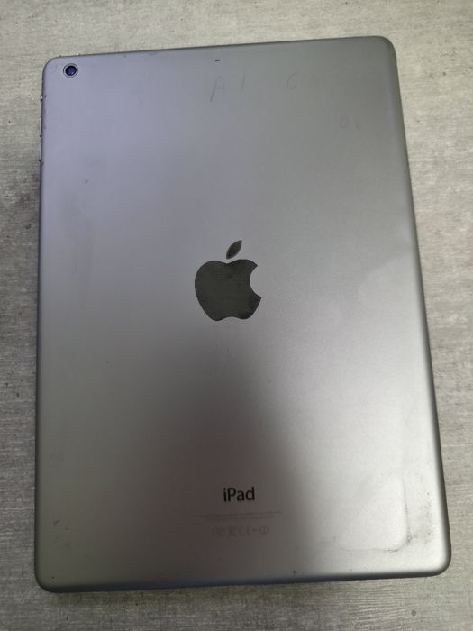 iPad Air 1. 64 гігабайт. Space Grey. Без обмежень. Гарантія