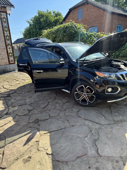 Kia Sorento 2012 VIN KNAKU814DC5296447 фото оголошення 4 з 8