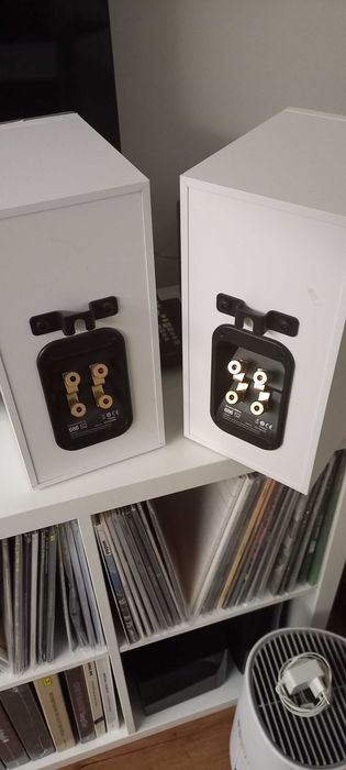 Colunas Bowers & Wilkins 686 S2 - ótimas