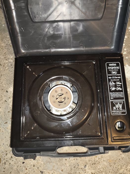 Kuchenka gazowa turystyczna w walizce nowa