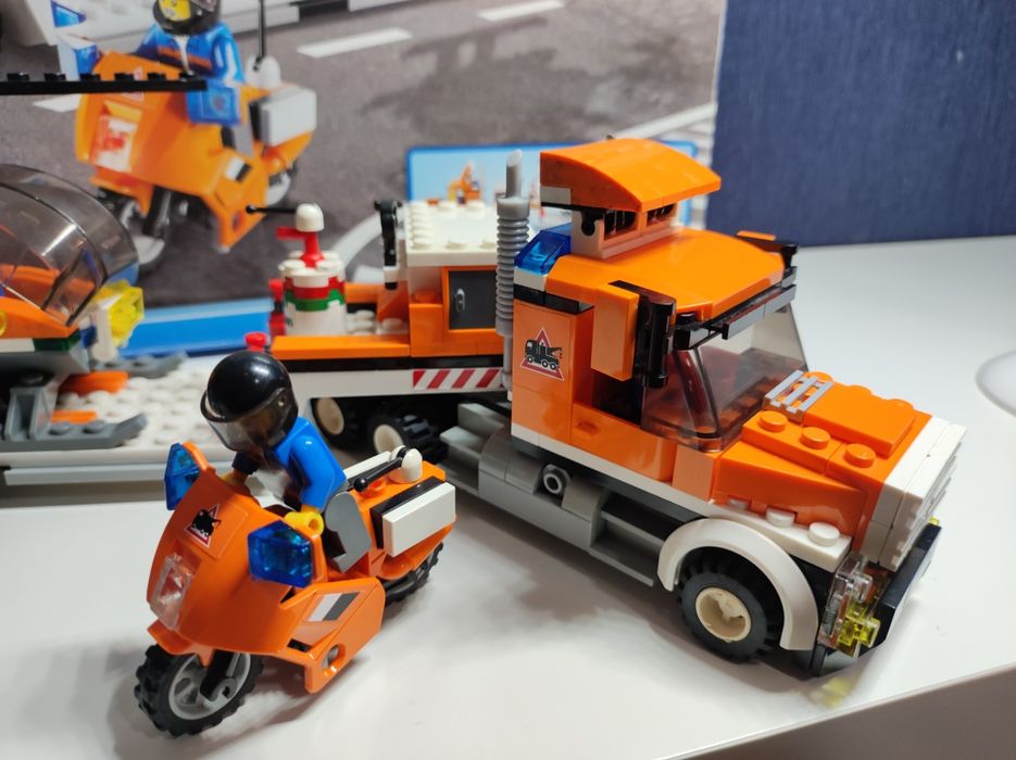 Lego City 7686 Laweta, helikopter, motor
