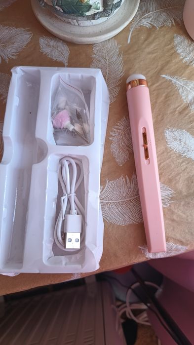 Продається набір для домашнього педікюру