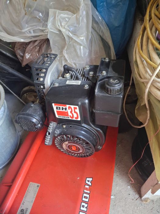 Wertykulator  spalinowy