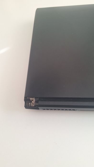 Portátil MSI Apache