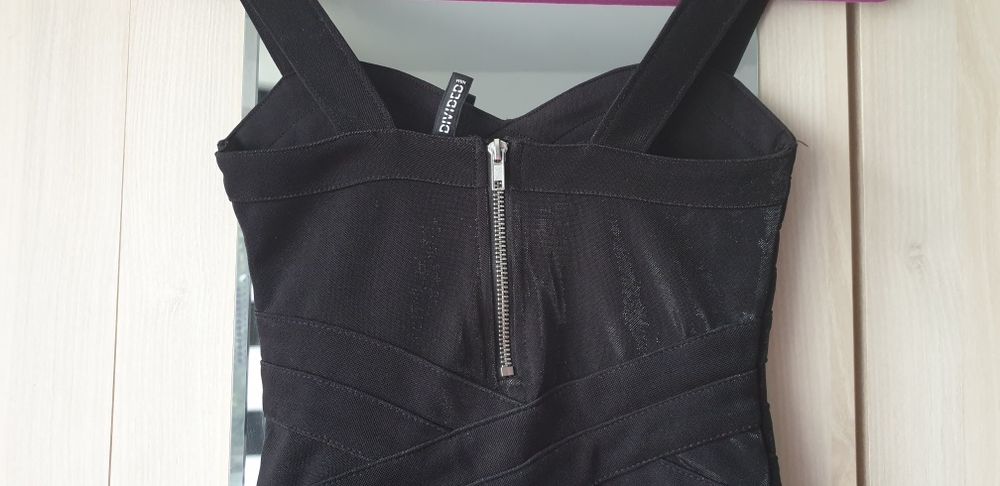 H&M HM sukienka Mała czarna połyskującą r. xxs