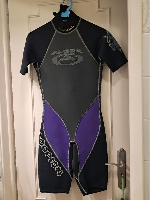 Fato de surf marca Áldet