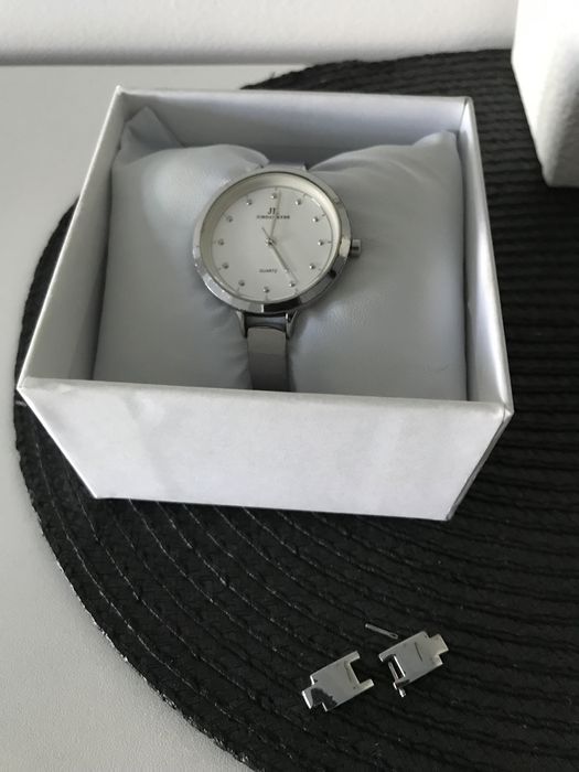 Zegarek damski na bransolecie Jordan Kerr