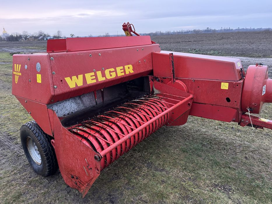 Велгер WELGER AP42 Тюкопрес Прес підбирач Пресс-подборщик (AP400,430)