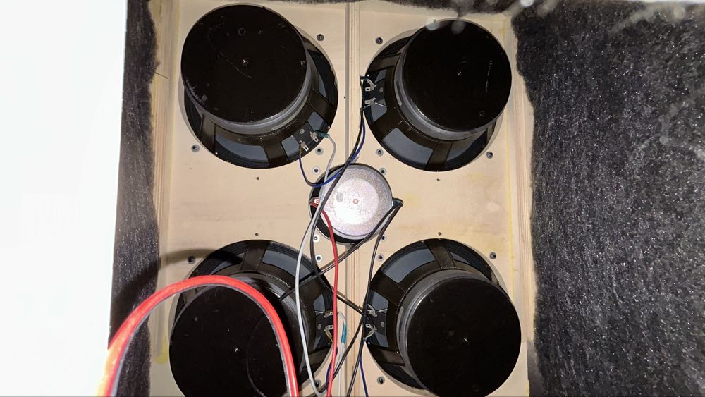 Kolumna basowa na glosnikach eden d410xst 1000w 8ohm EC1060xst8e