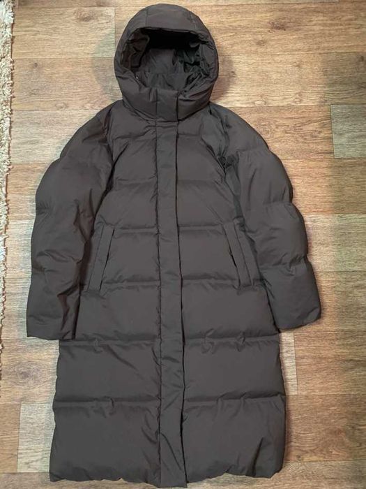 Очень теплый женский шоколадный пуховик  Uniqlo midi(р.S-M)оригинал