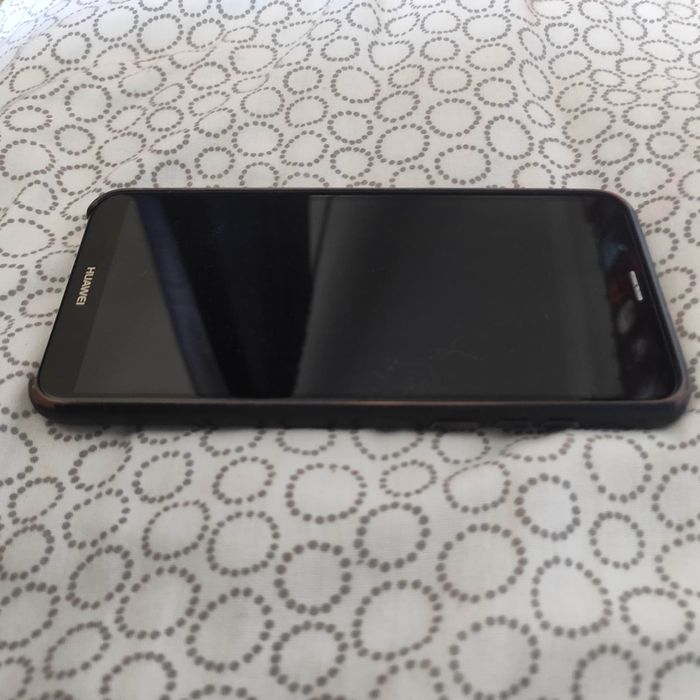 Huawei Y7 2018 com capa