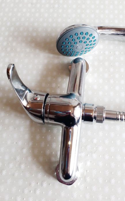 Продам сантех комплект для душа