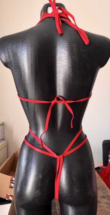 Conjunto renda juncao dourada preto ou vermelho M