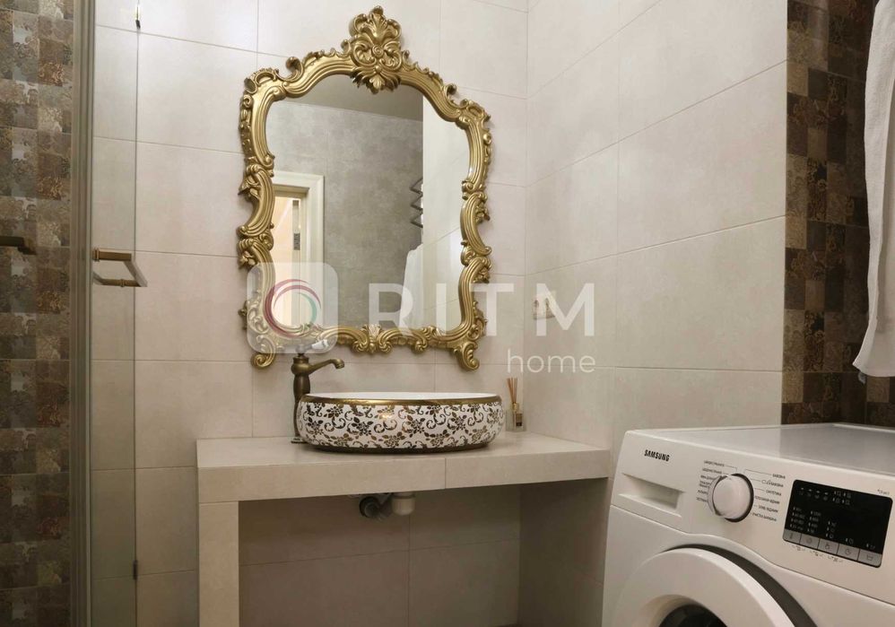 Продаж 2-к квартири в новобудові з ремонтом  ЖК Леви міста Без комісії