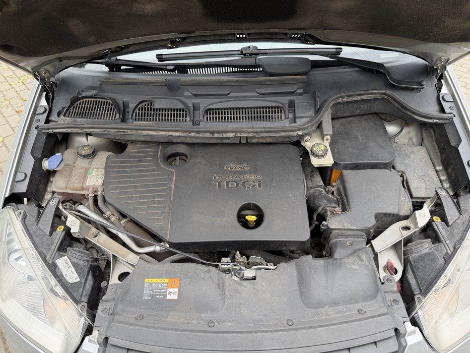Ford C-Max хороший стан
