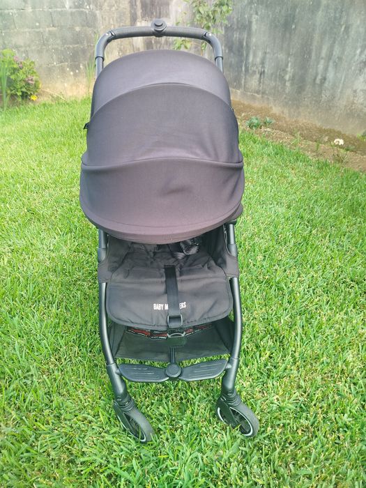 Carrinho de Passeio Compacto