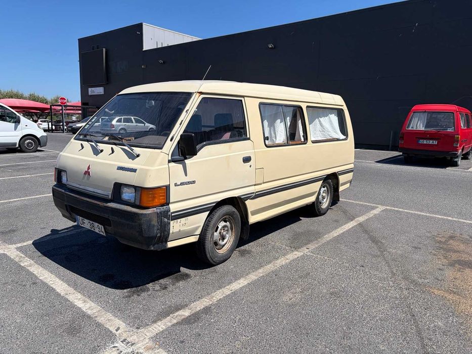 Mitsubishi L300 2.5 Diesel LONGA – 9 Lugares – Camper