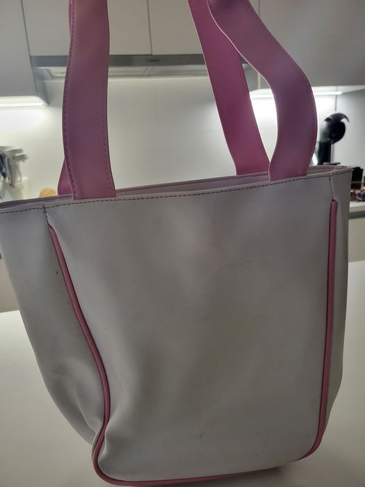 Lotes Mochilas/Saco Lady Bug e Hello Kitty