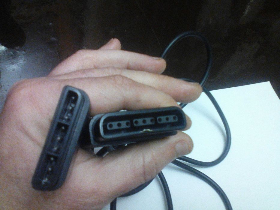 два джойстика до плейстейшена и переходник бу