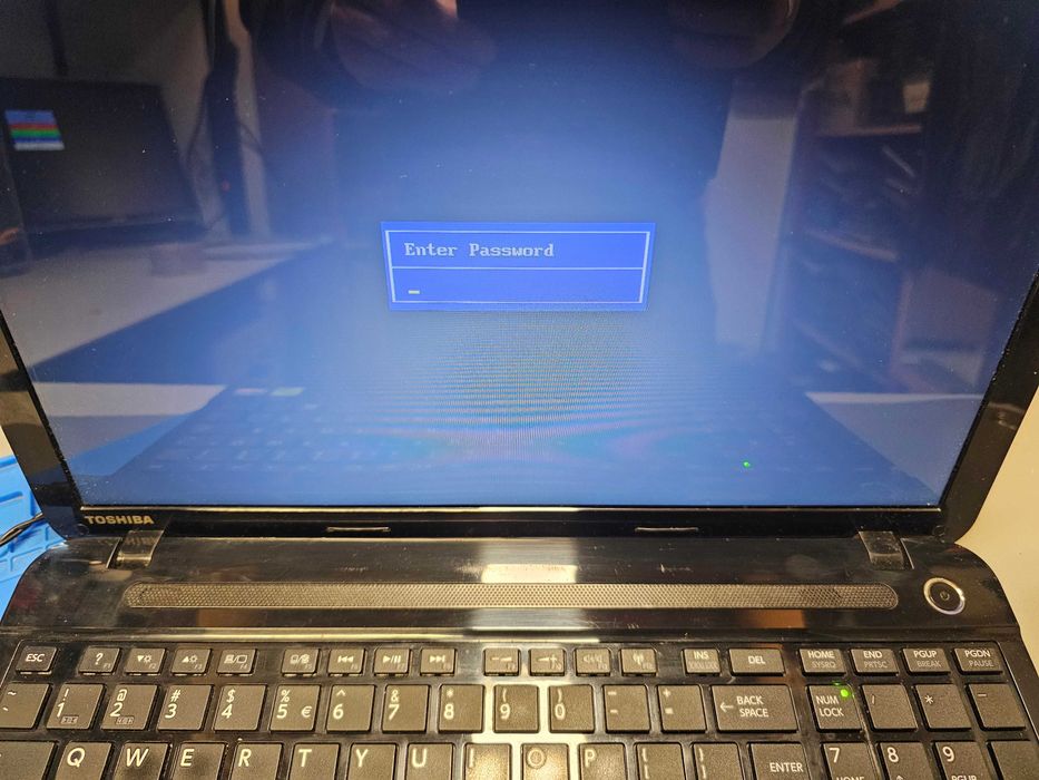 Laptop Toshiba satellite c55-a-1f6 uszkodzony