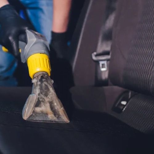 Pranie tapicerki samochodowej i sprzatania samochodu