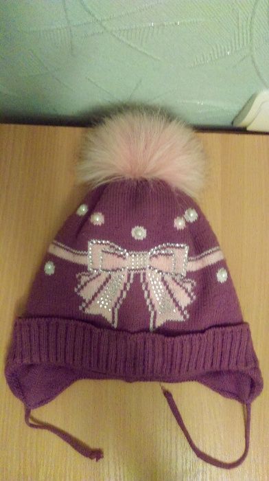 Шапка зимняя для девочки с натуральным мехом