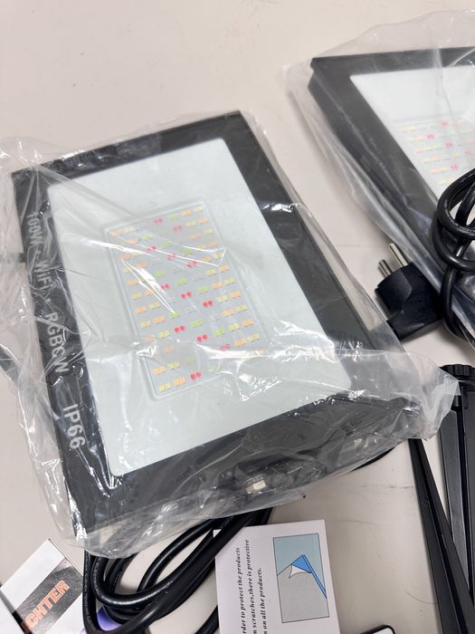 2 Reflektory LED RGBCW 100W  smart WIFI ZEWNĘTRZNE + PILOT nowe