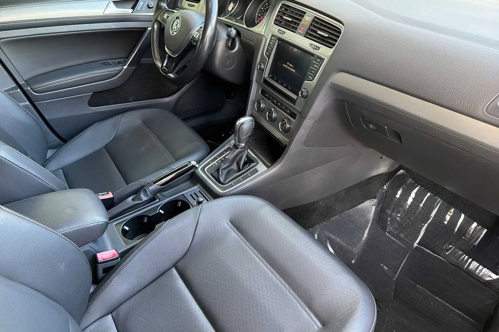 Volkswagen Golf SportWagen SEL      2015