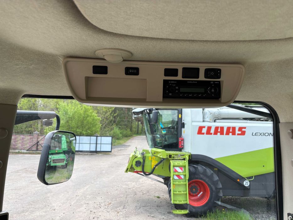 John Deere 7200R