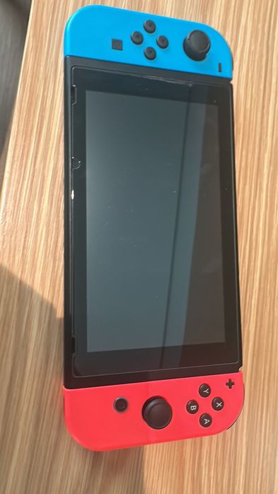 Nintendo switch com 4 jogos