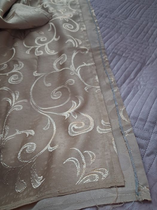 Zasłony 150×250 + obrusik 110 ×140