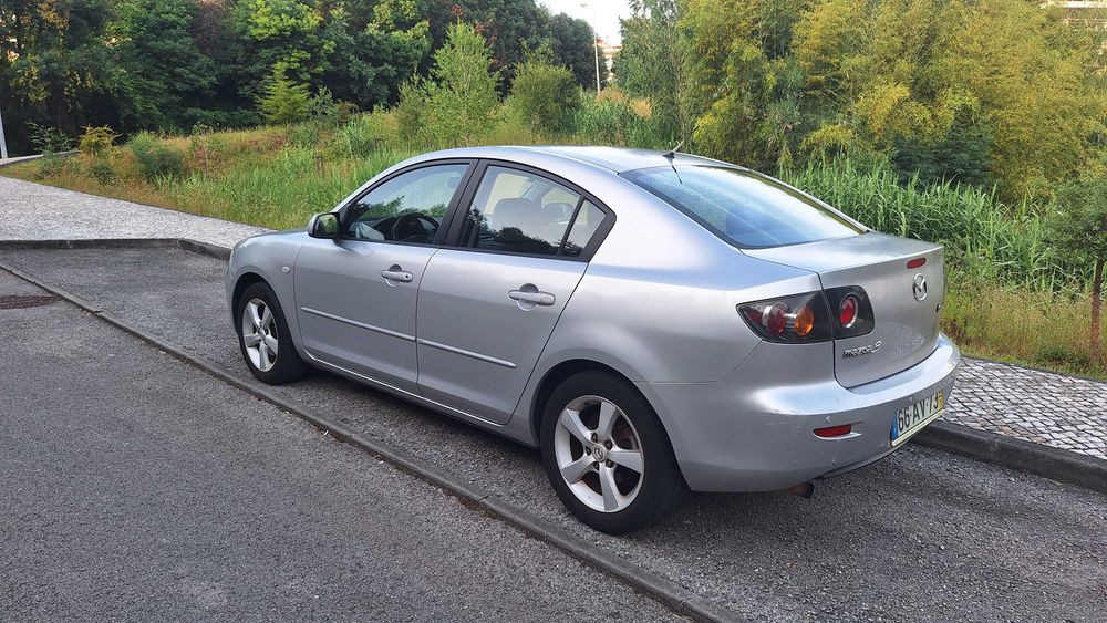Mazda 3 1.6 GPL/gasolina + Caixa Automática
