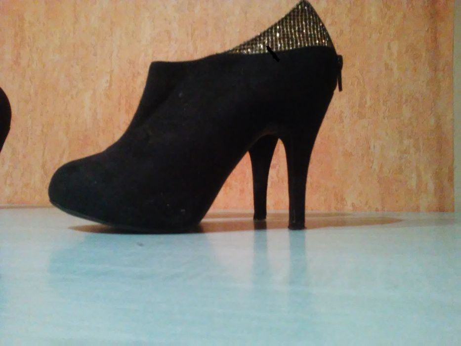 buty botki, szpilki na platformie-roz. 5/38