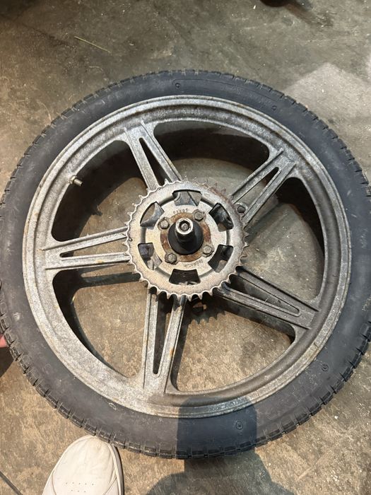 Jantes para mobilete r16