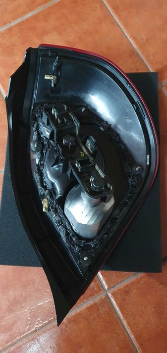 Farolims traseiros 
Farolims traseiros para Nissam Almera