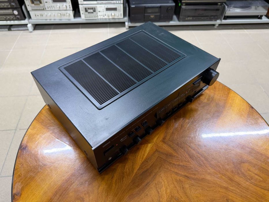Wzmacniacz Yamaha AX-630 Audio Room