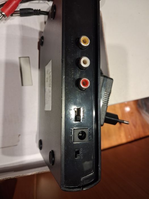 Transmissor e Receptor Audio e Vídeo sem fios - Televes
