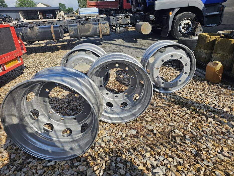 Felgi stalowe 9.00x22.5 przod napęd proszkowo malowane