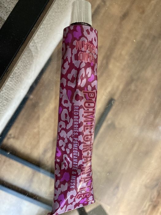 Sprzedam Marks &Spencer krem do rąk 50 m