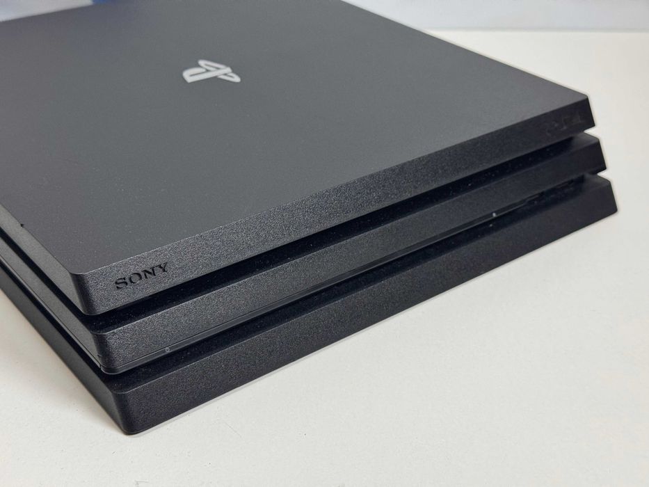Konsola PlayStation 4 Pro CUH-7216B 1TB z Padem Super Stan