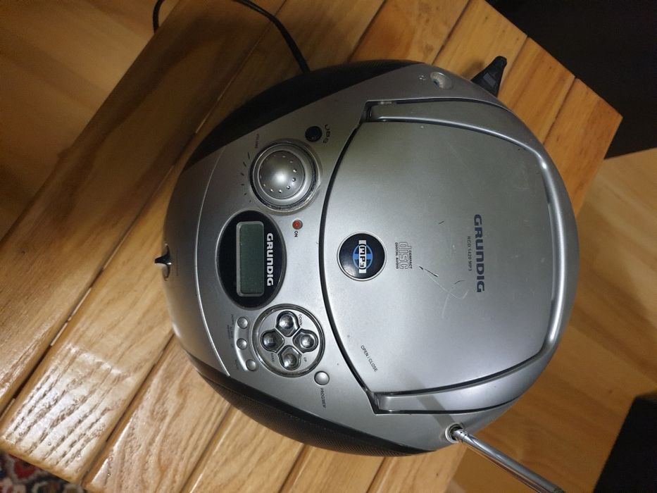 Grundig CD проигрователь